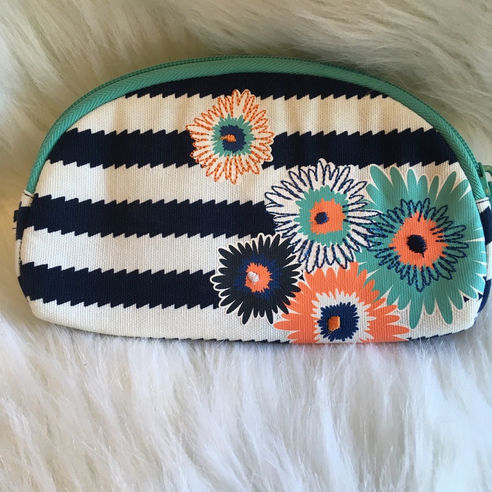 5 For $25 Sale Thirty-One Cosmetic Bag